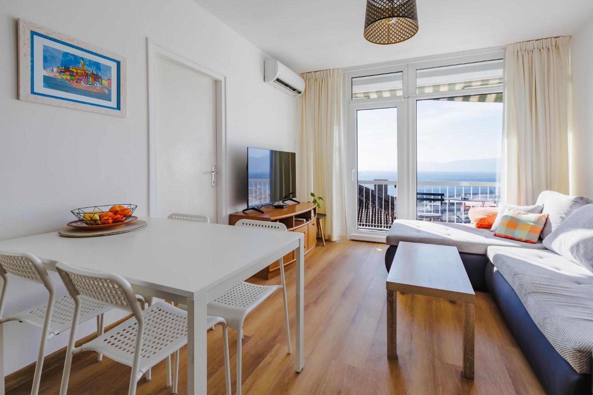 Ponestrica Apartment